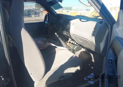 2000 Mazda B4000 Se/Tl z USA, uszkodzony, nr VIN 4F4ZR17X5YTM00109